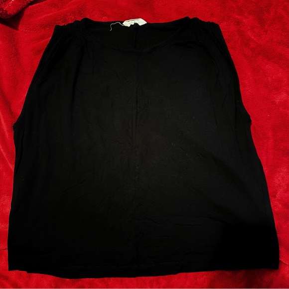 Madewell Tops - Madewell Black runched wide strap sleeveless size Small!!